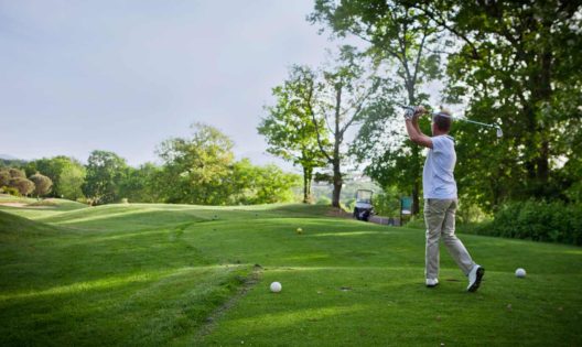 s'initier au golf pays basque